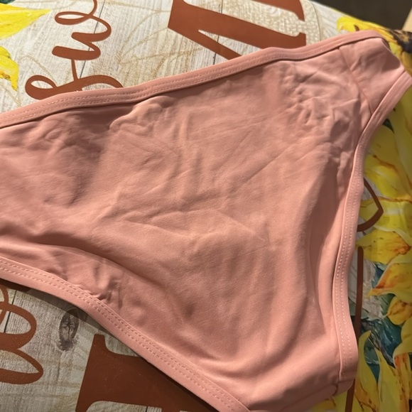 Tavik new bikini - Picture 5 of 5